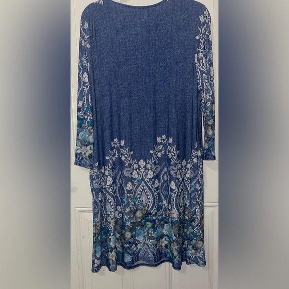 NEVER been worn midi dress by Simply Obsessed - Picture 2 of 3